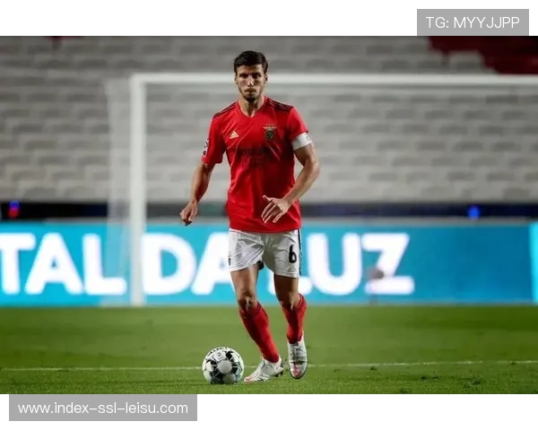 鲁本-迪亚斯伤愈复出,曼城后防危机缓解 鲁本-迪亚斯伤愈复出,曼城后防危机缓解