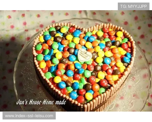 英超调整LGBTQ+包容倡议,不再建议球员佩戴彩虹元素物品 英超调整LGBTQ+包容倡议,不再建议球员佩戴彩虹元素物品