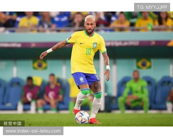 维尼修斯世界波破门后投诉种族歧视，比赛一度暂停